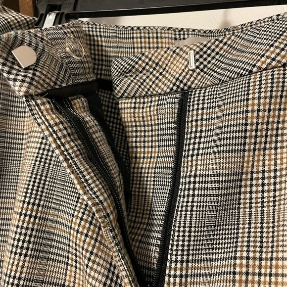 H&M Black/Tan Houndstooth Print Women’s Trousers - Picture 5 of 9